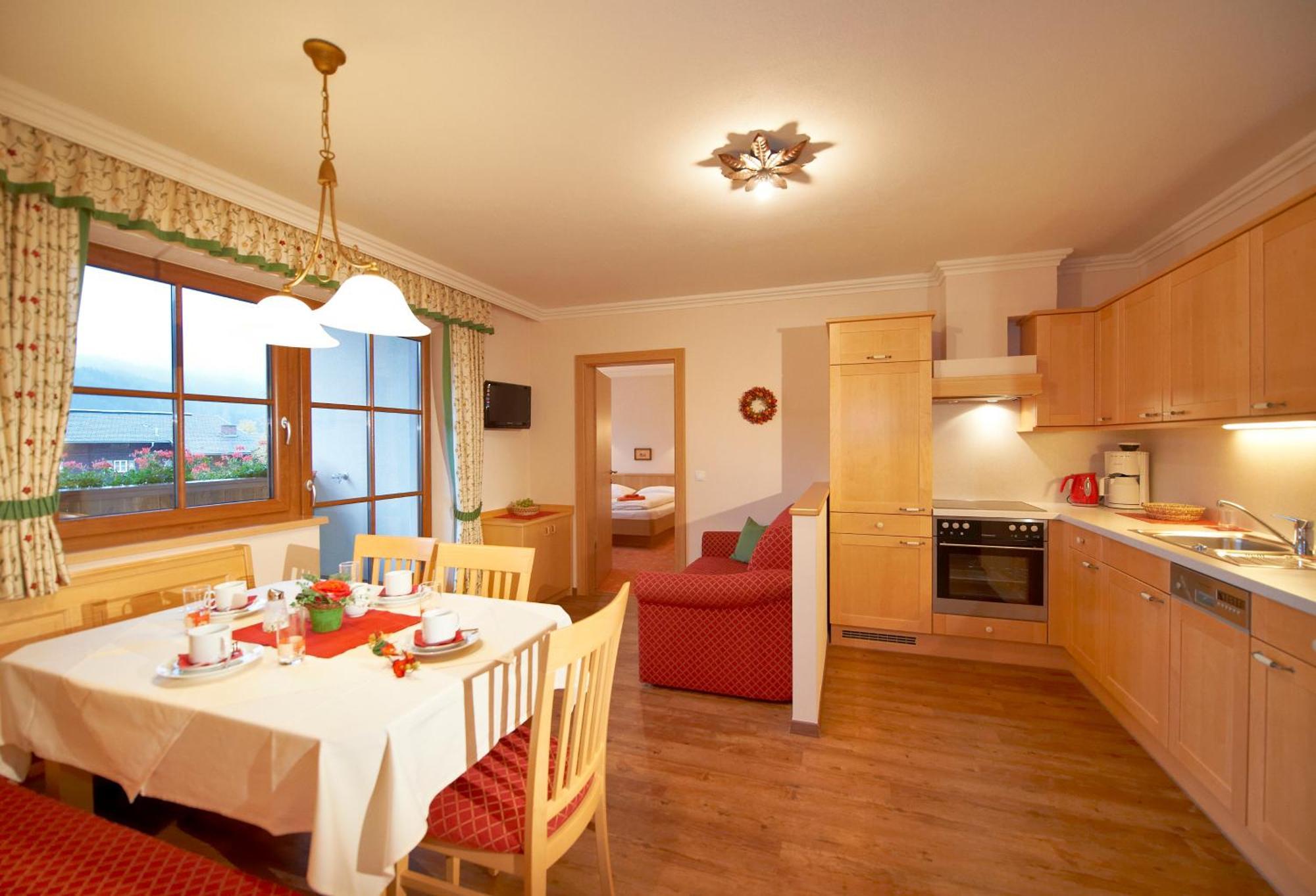 Hotel Garni Ransburgerhof Flachau Buitenkant foto