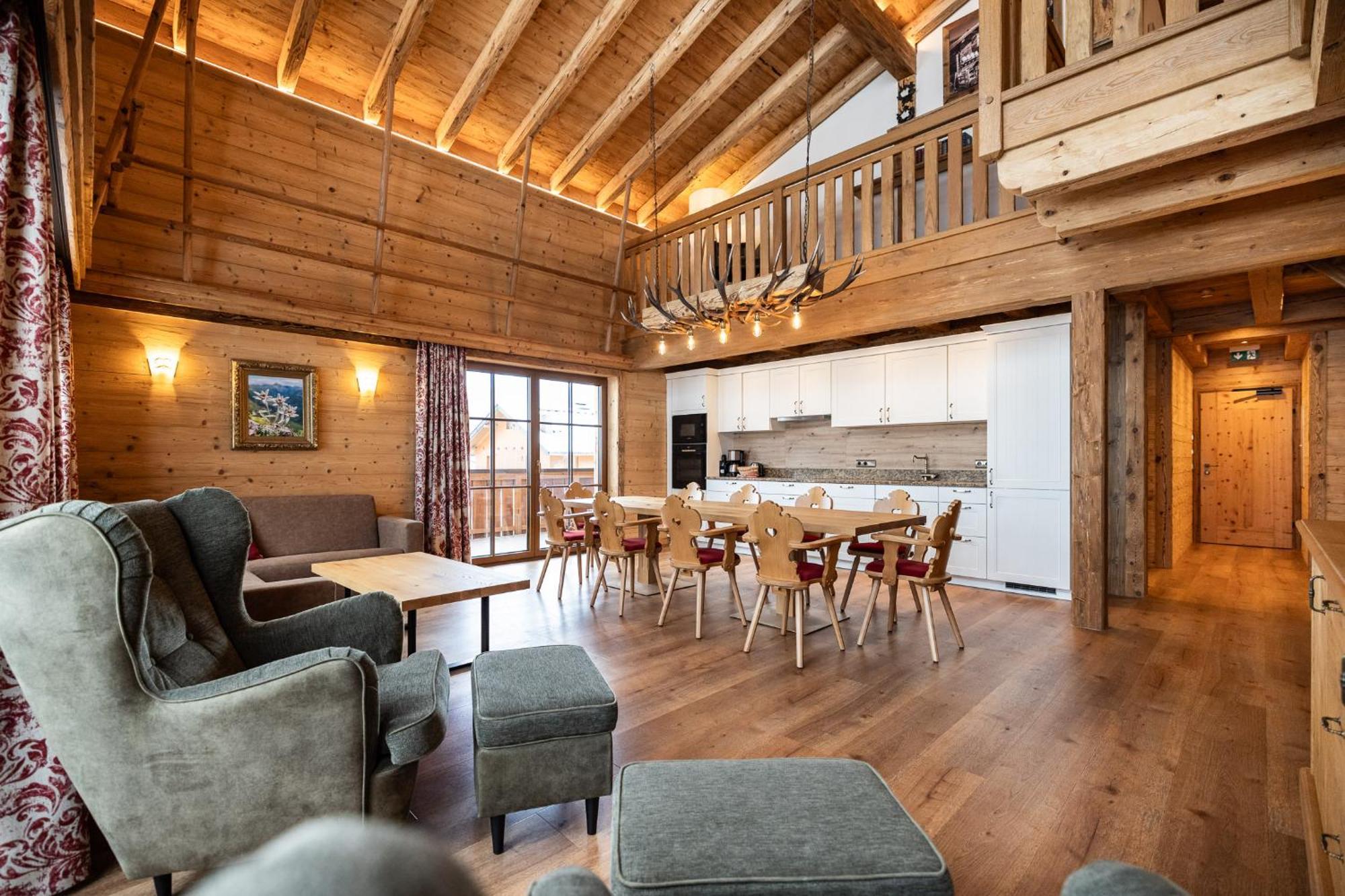 Hotel Garni Ransburgerhof Flachau Buitenkant foto