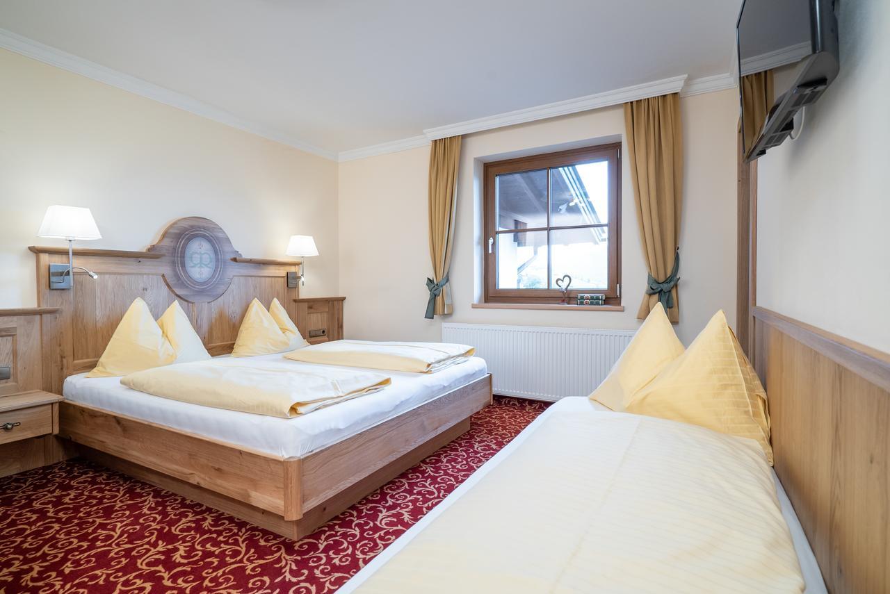 Hotel Garni Ransburgerhof Flachau Buitenkant foto