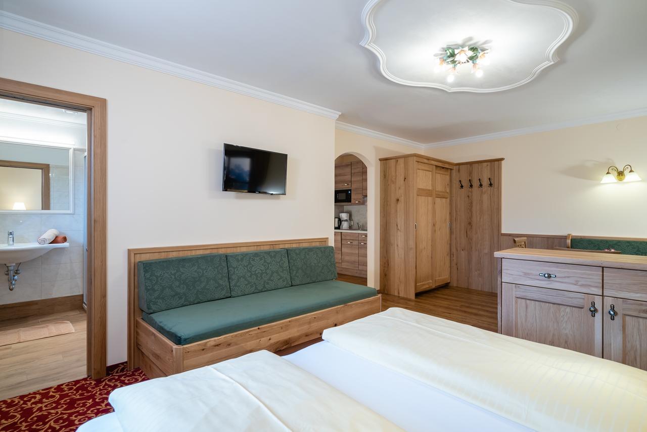 Hotel Garni Ransburgerhof Flachau Buitenkant foto