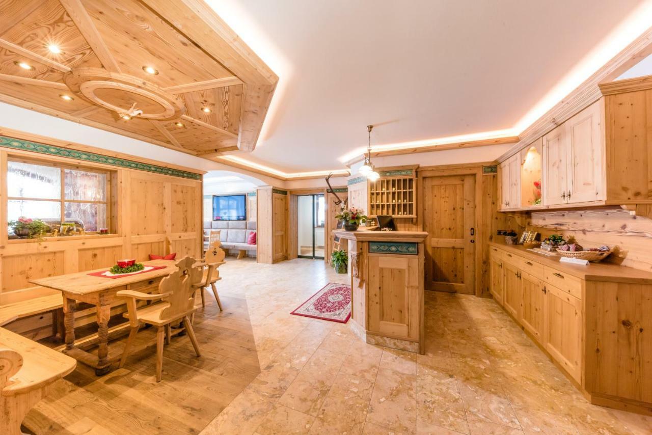 Hotel Garni Ransburgerhof Flachau Buitenkant foto